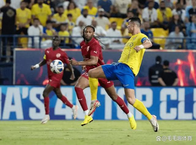 实况足球怎么把球员放到更衣室 实况足球怎么把球员放到更衣室