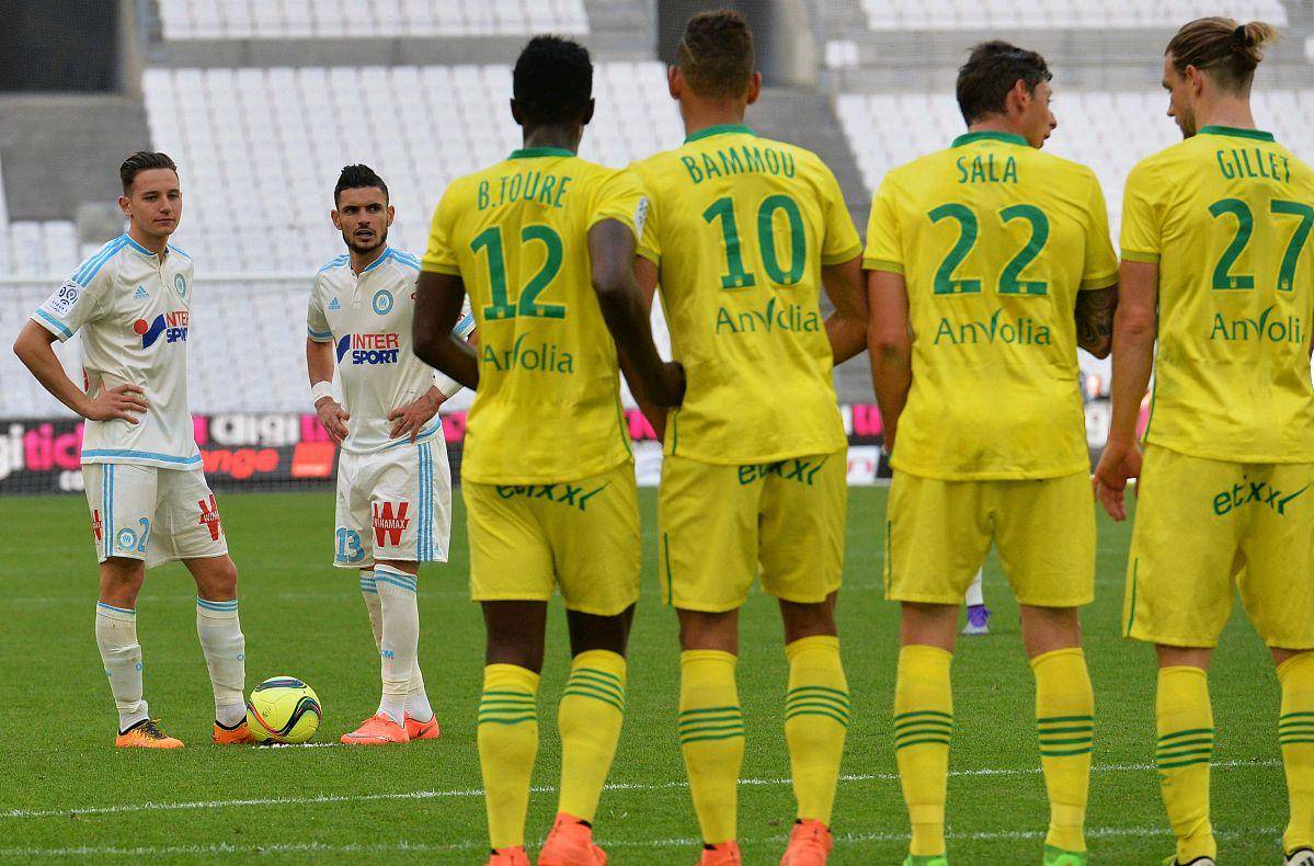 赛后毕尔巴鄂竞技调整名单以备欧冠，回应争议环节打磨，压力陡增，更衣室氛围转暖的简单介绍