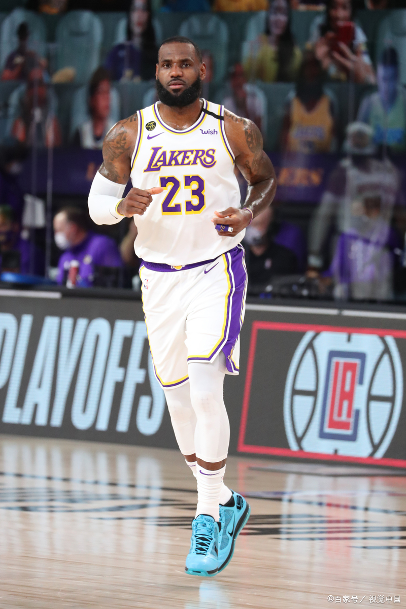  詹姆斯首秀全场回放 